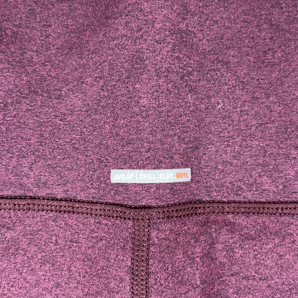 Aerie Chill Play Move Capri Leggings Women's Heathered Purple/Maroon Cutout Ties - Picture 4 of 15